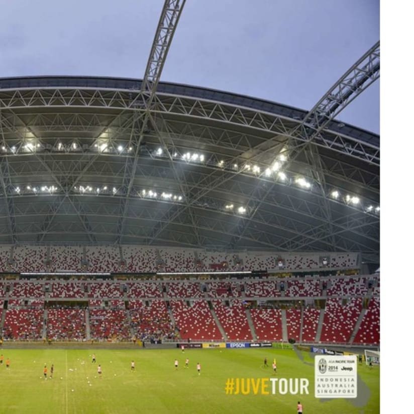 Ferragosto a porte aperte al National Stadium, Singapore - Open training at Singapore's National Stadium