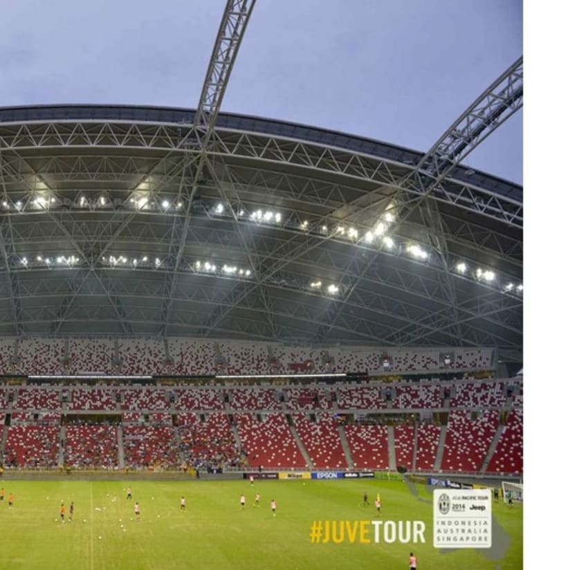 Ferragosto a porte aperte al National Stadium, Singapore