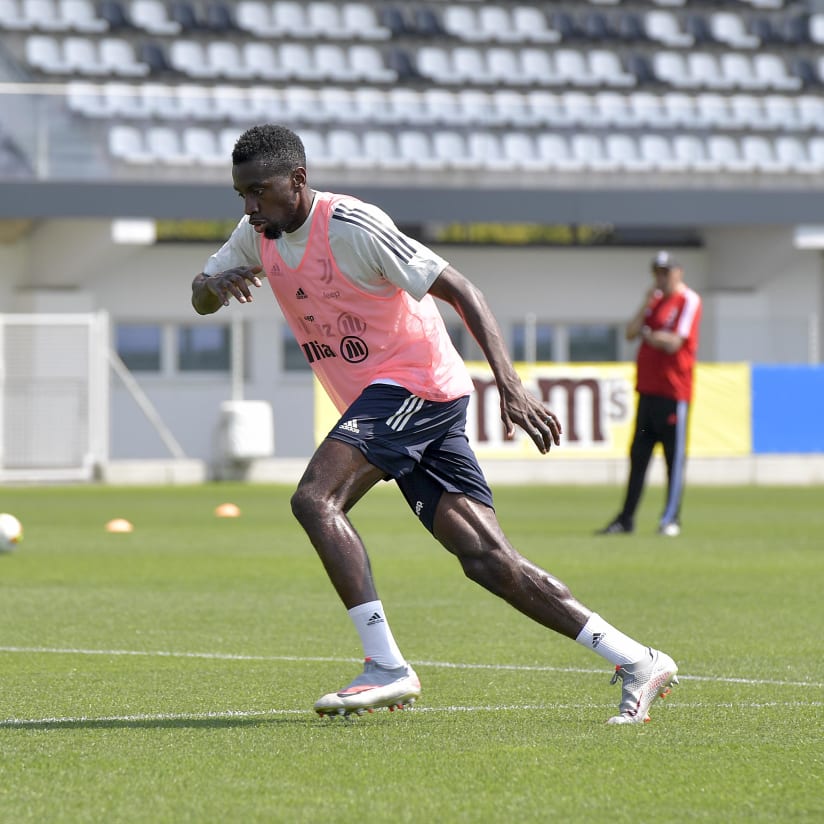 Latihan pertama bagi para Juara Italia