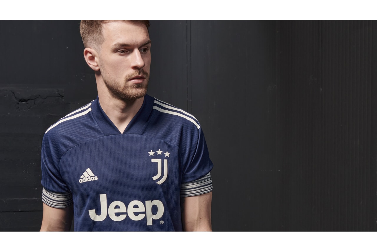 ADIDAS Juventus FC Away RONALDO 20/21