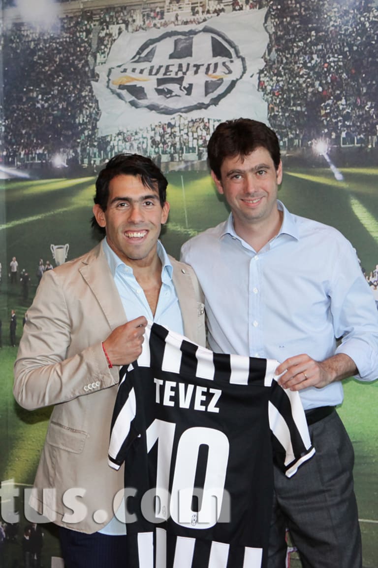 Carlos Tévez joins Juventus