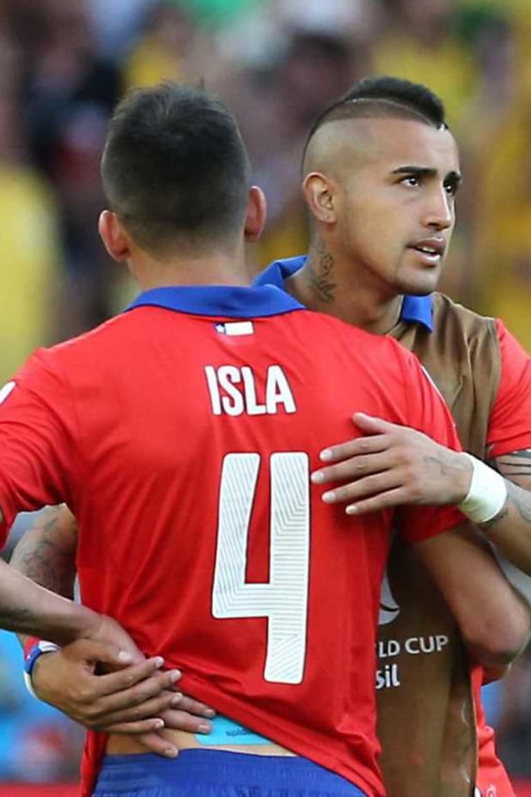 Vidal and Isla’s Chile through to Copa America semis