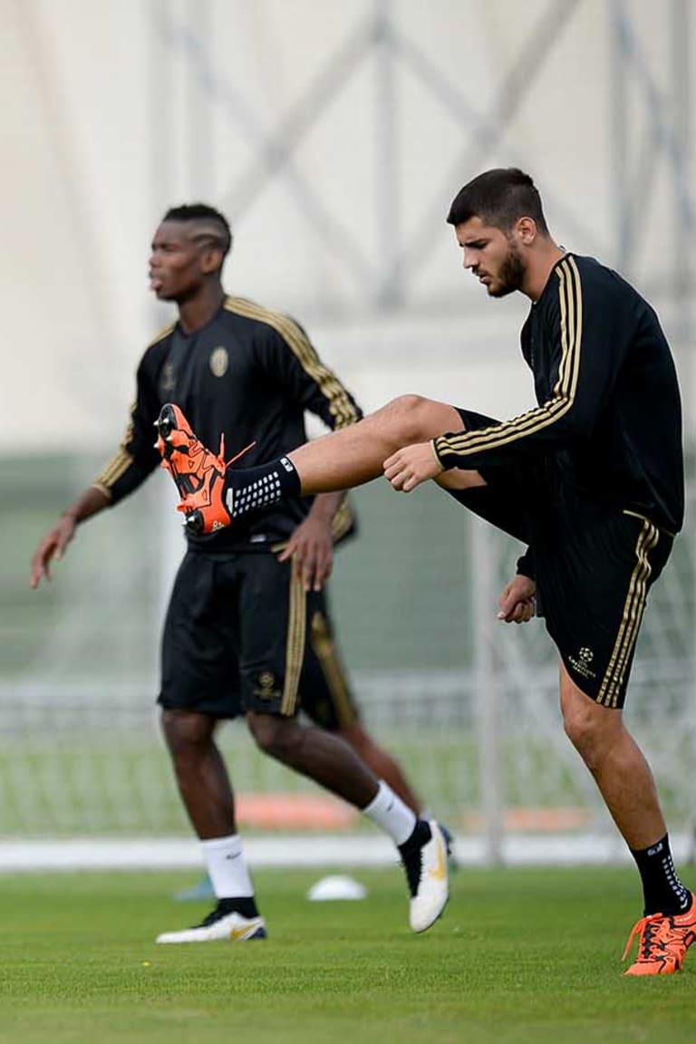 Juve name 19-man squad for Sevilla