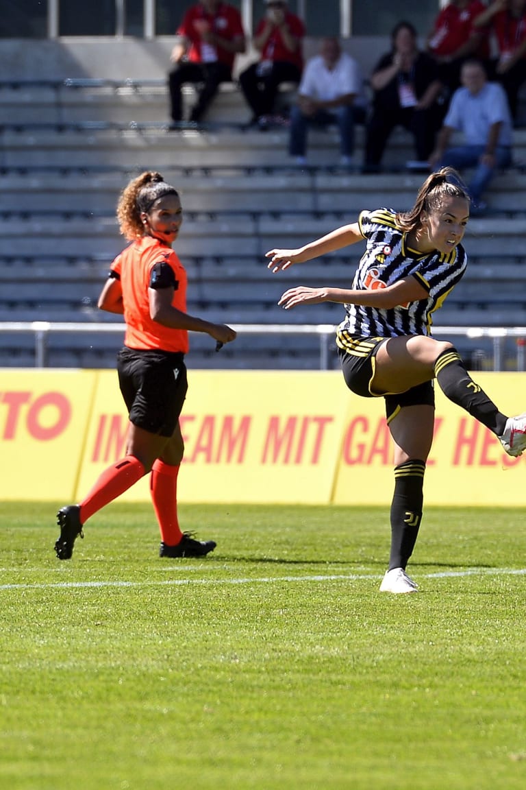 Juventus Women - Eintracht Francoforte, gli arbitri