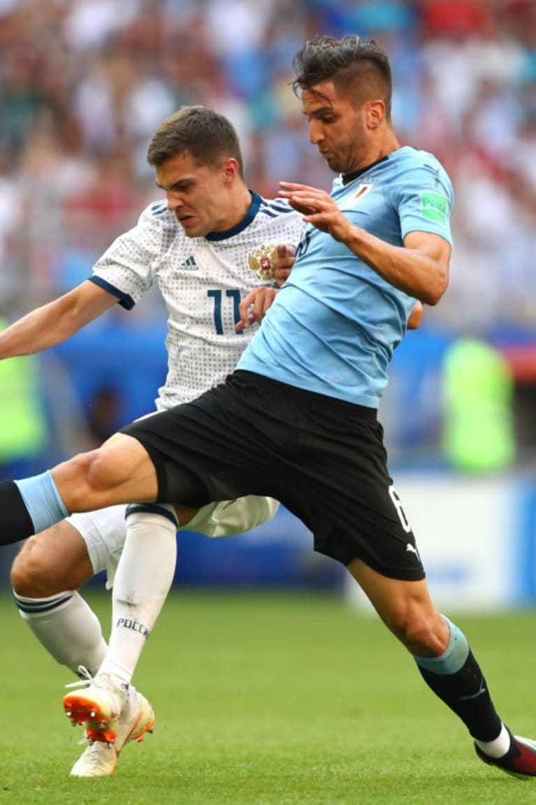World Cup: Bentancur’s Uruguay finish top of Group A