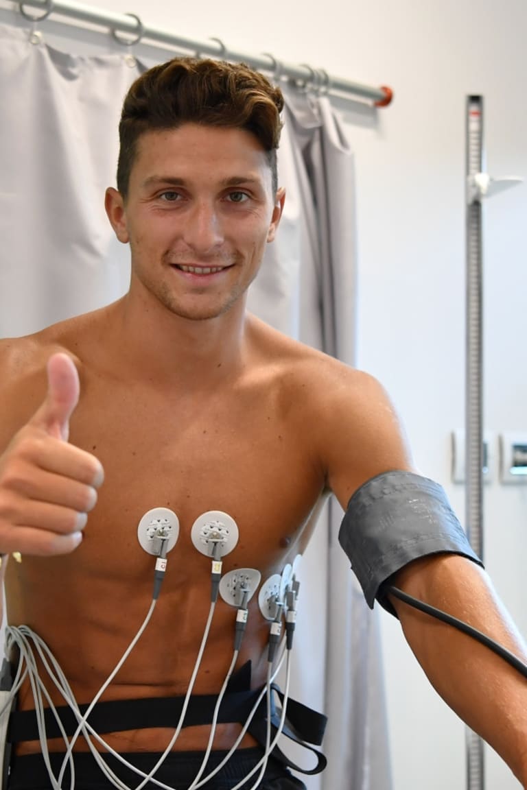 Visite Mediche per Mattia Caldara