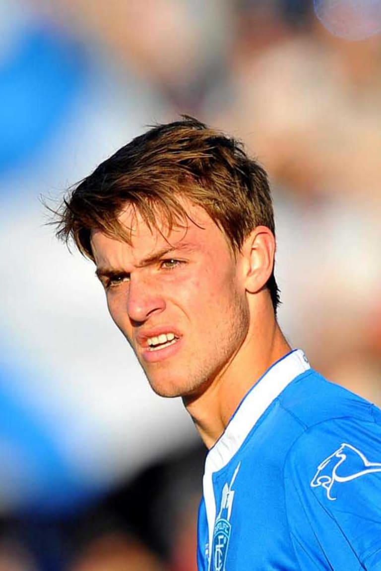 Juventus complete full Rugani purchase