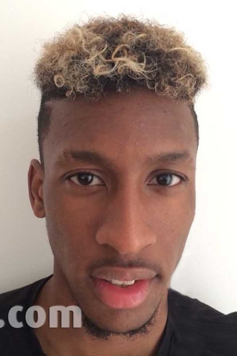 Coman completes Juventus switch