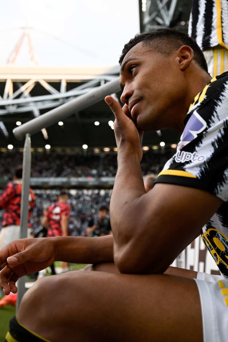 Stats & Facts | Alex Sandro, did you know?