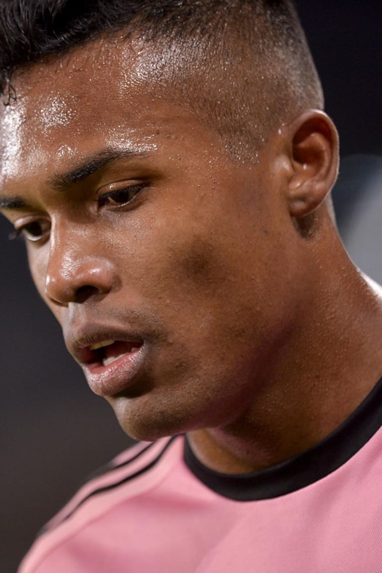 Alex Sandro: "The only way is up"