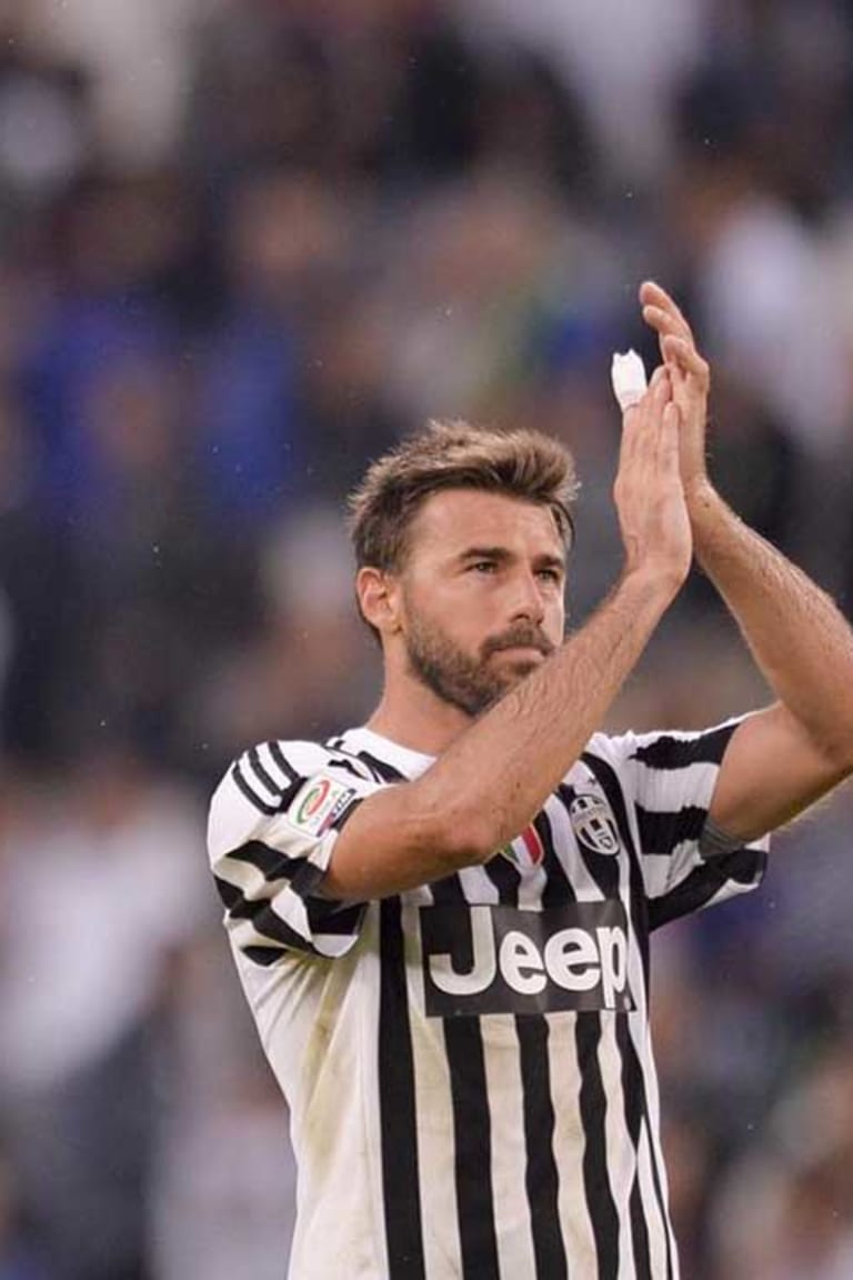 Barzagli and Buffon extend contracts until 2018