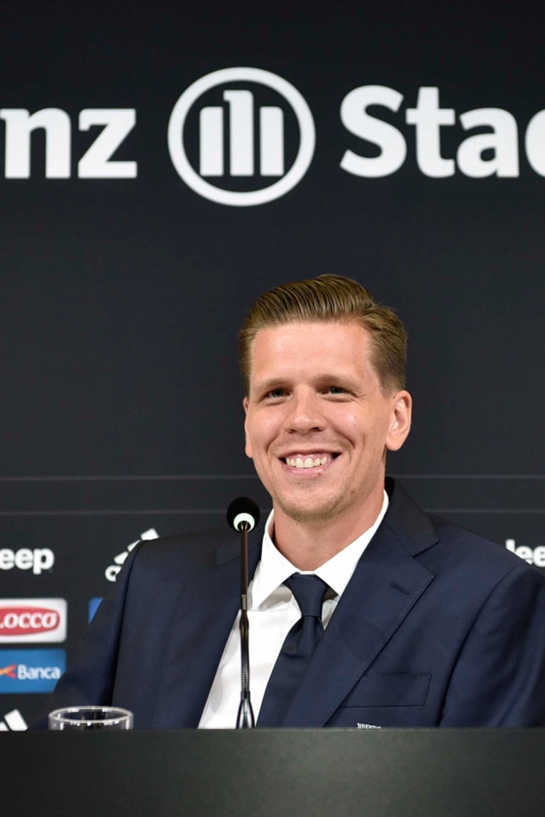 La conferenza stampa di presentazione di Wojciech Szczesny