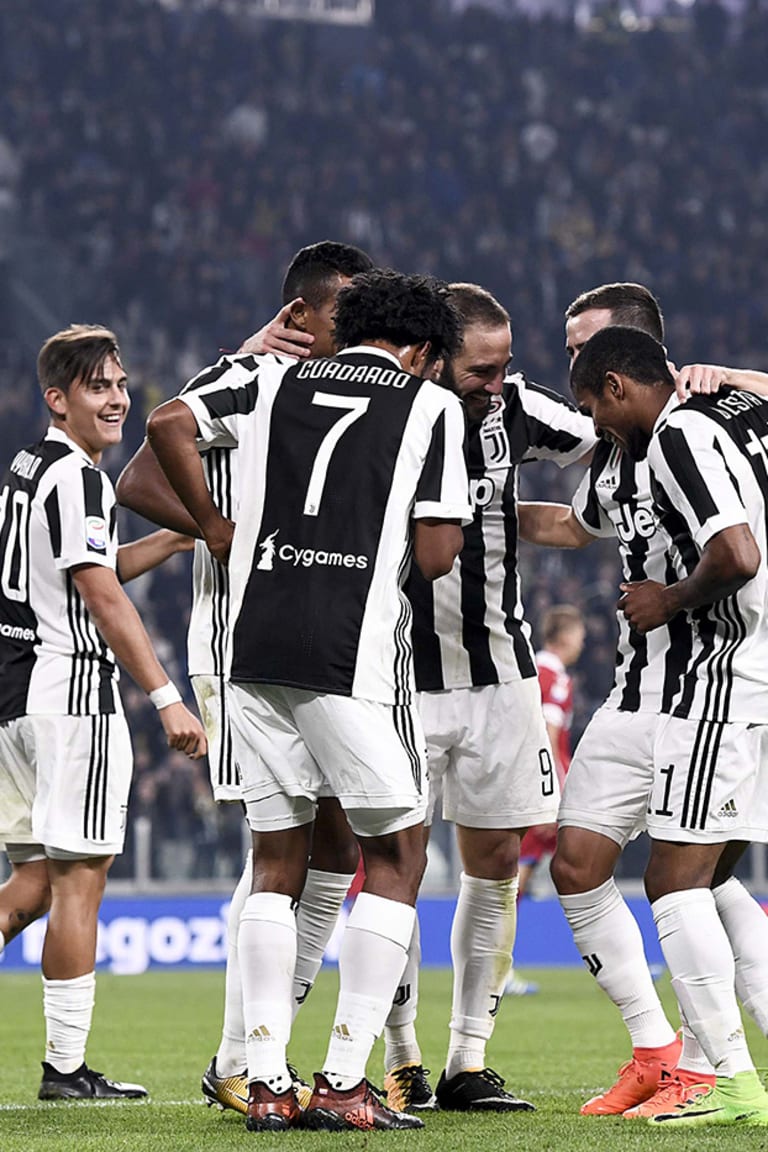 Prolific Juventus attack rolls on