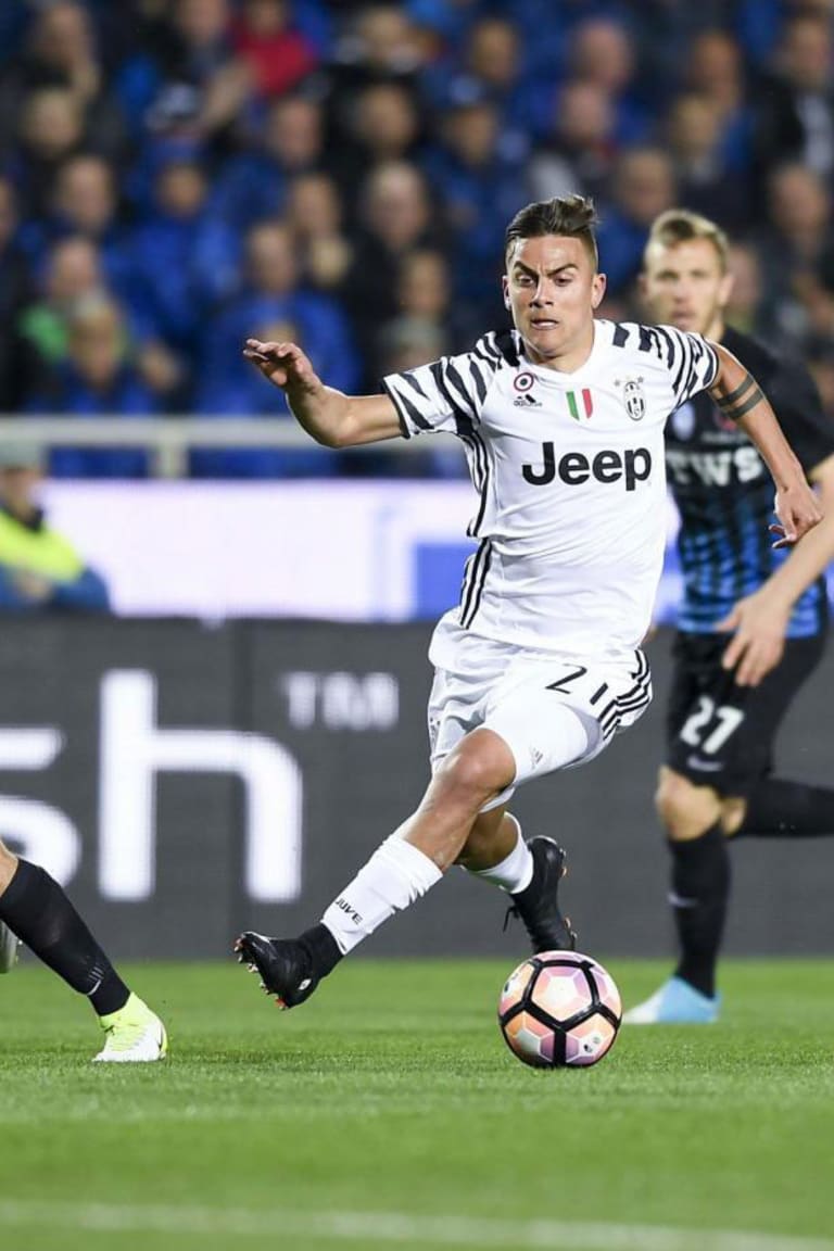 Dybala unhappy with first-half performance
