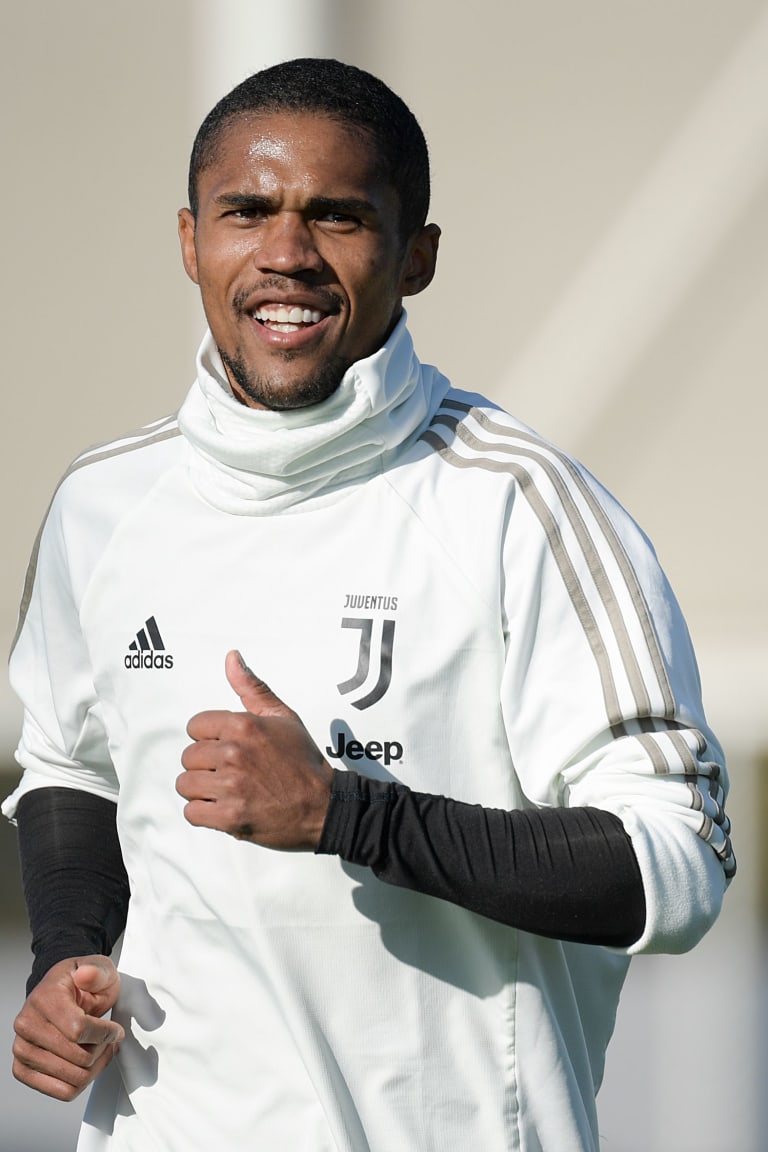 Douglas Costa: "We make the difference in the key moments"