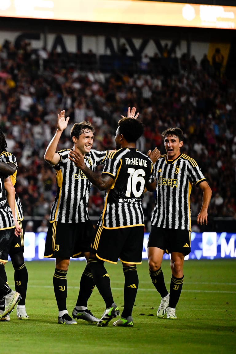 Juve edge Milan in first US Tour match