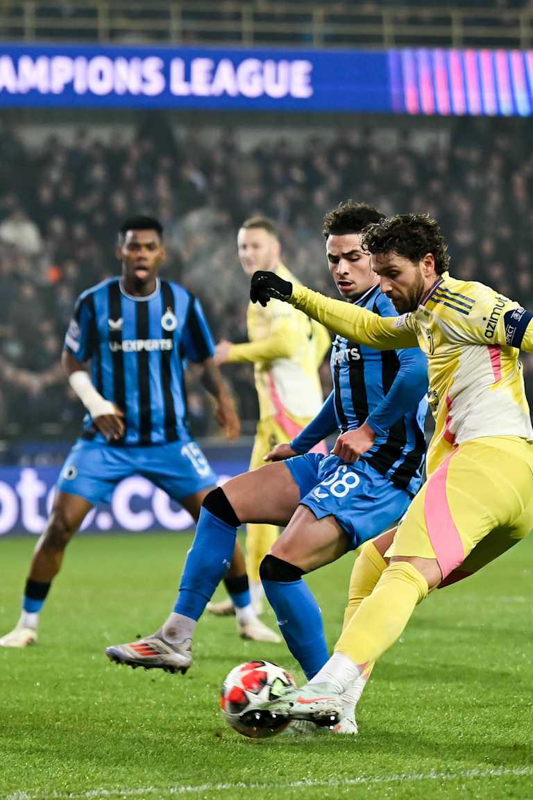 Kehormatan bahkan antara Juve dan Club Brugge