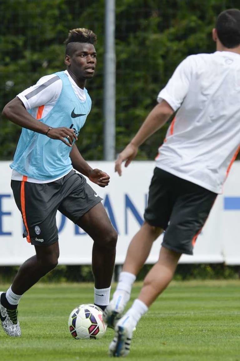 Pogba returns to full training