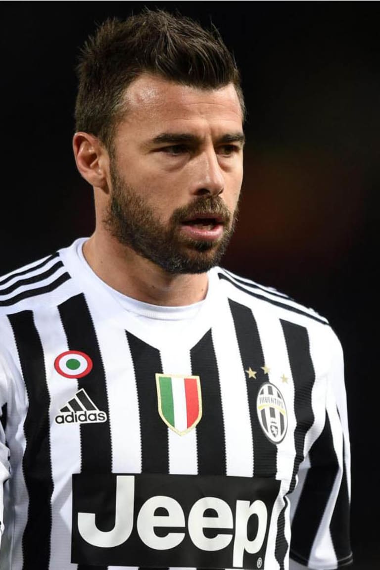 Barzagli: "Feet on the ground"