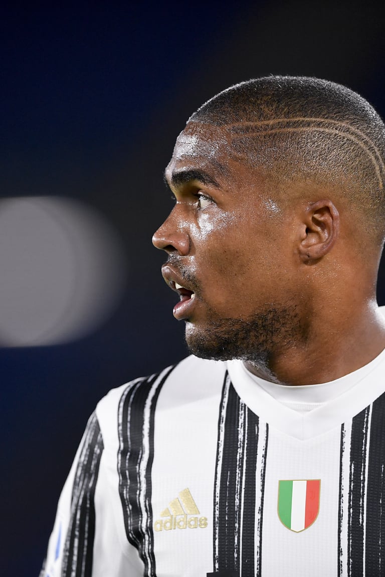 Douglas Costa gabung Gremio dengan status pinjaman