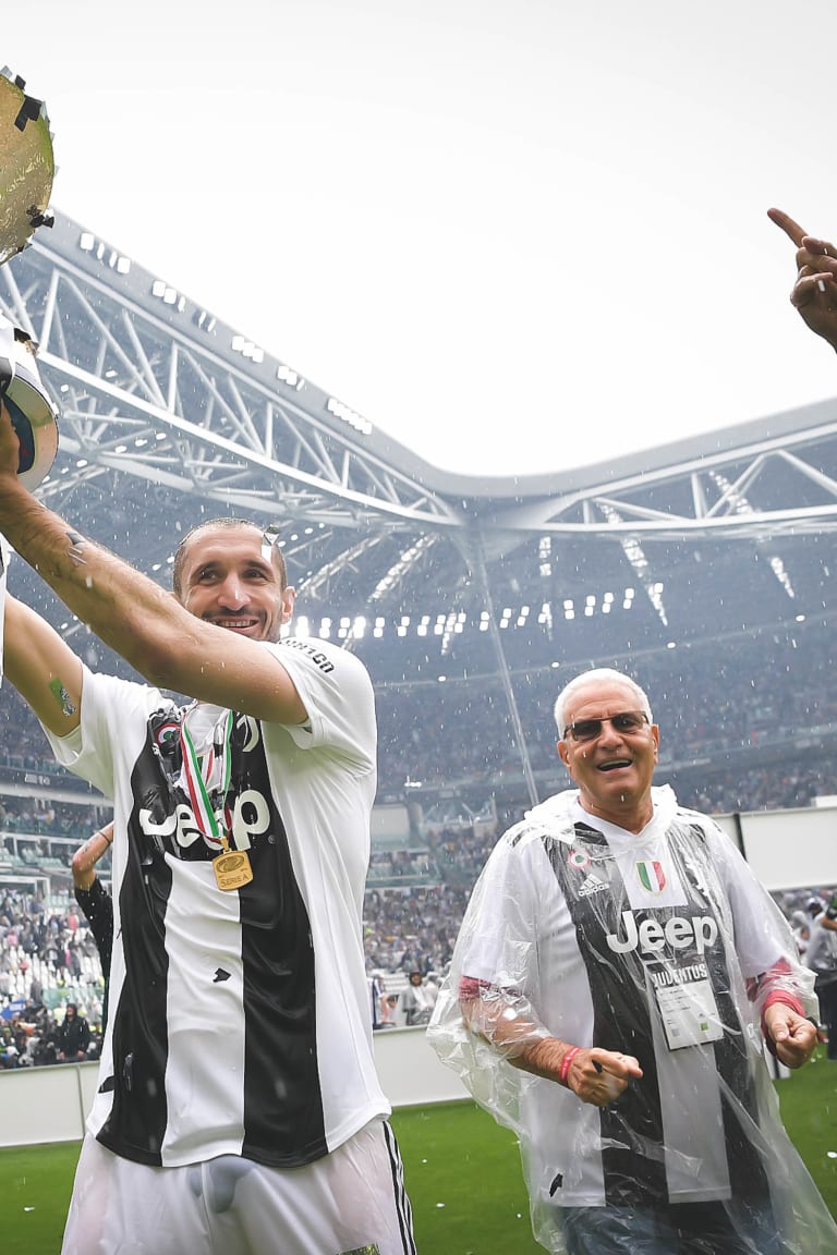 The football world reacts to Giorgio's retirement