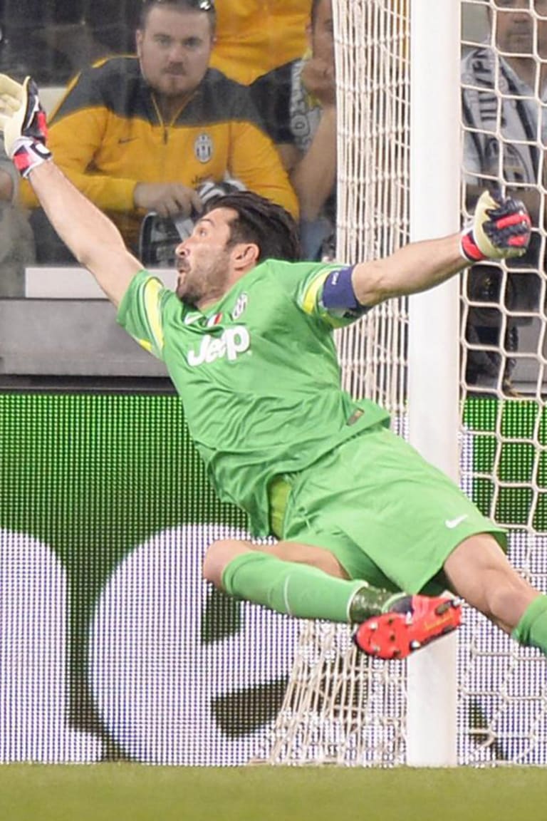 Buffon lauds importance of clean sheet