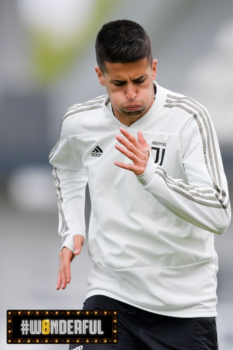 Juventus return to training 
