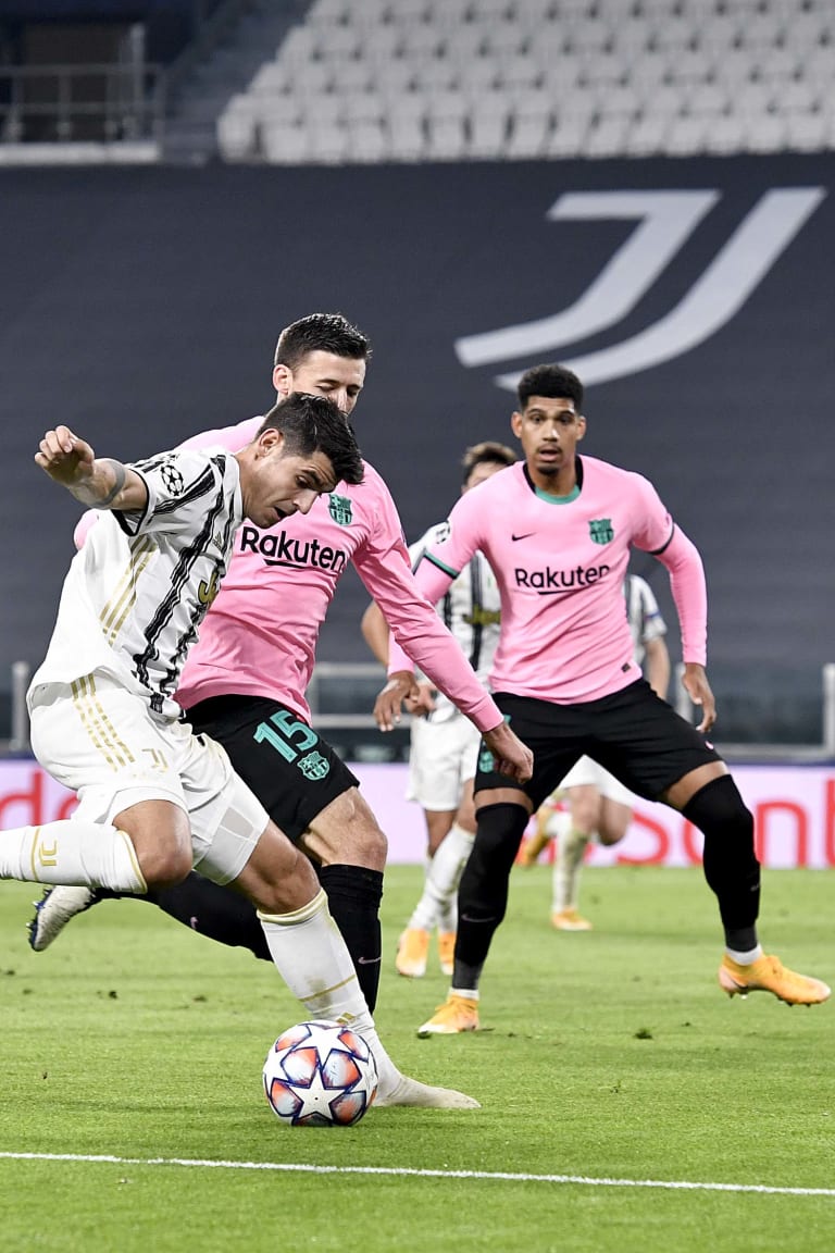 Barca win in Turin