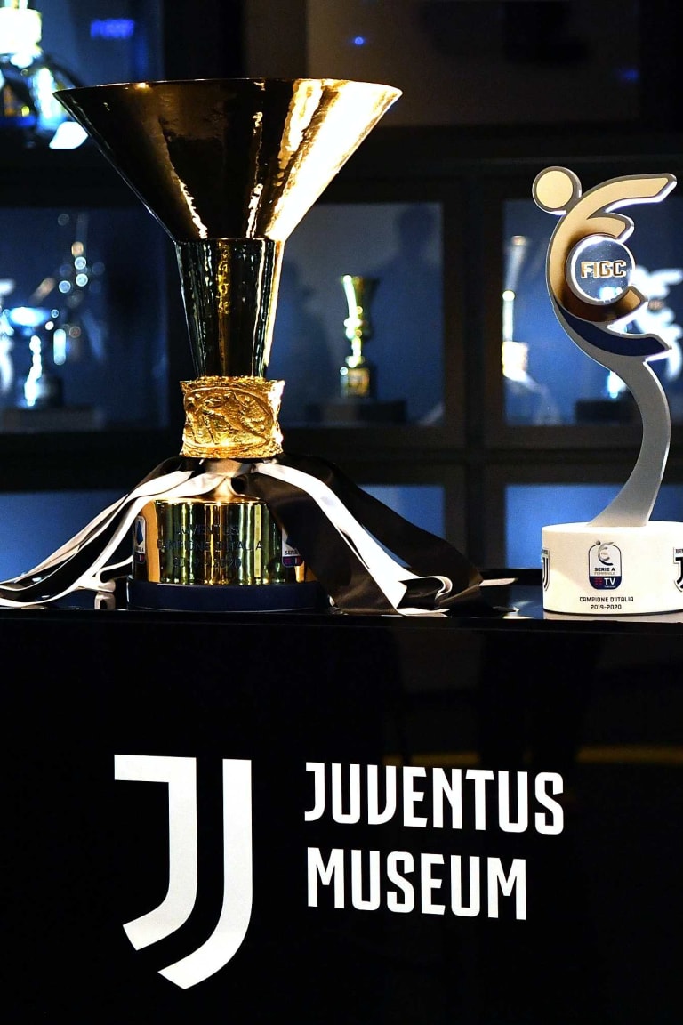 Stron9er and LEAD3RS: two trophies on display at the Juventus Museum!