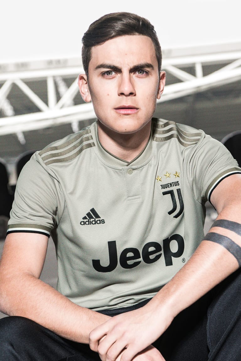 Memperkenalkan Seragam Tandang Juventus 2018/19!