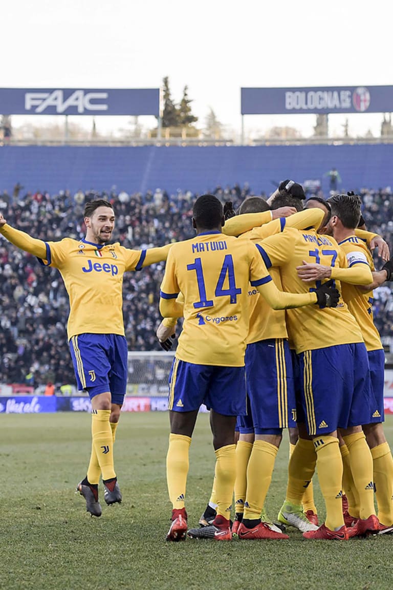Ruthless Juve top Bologna