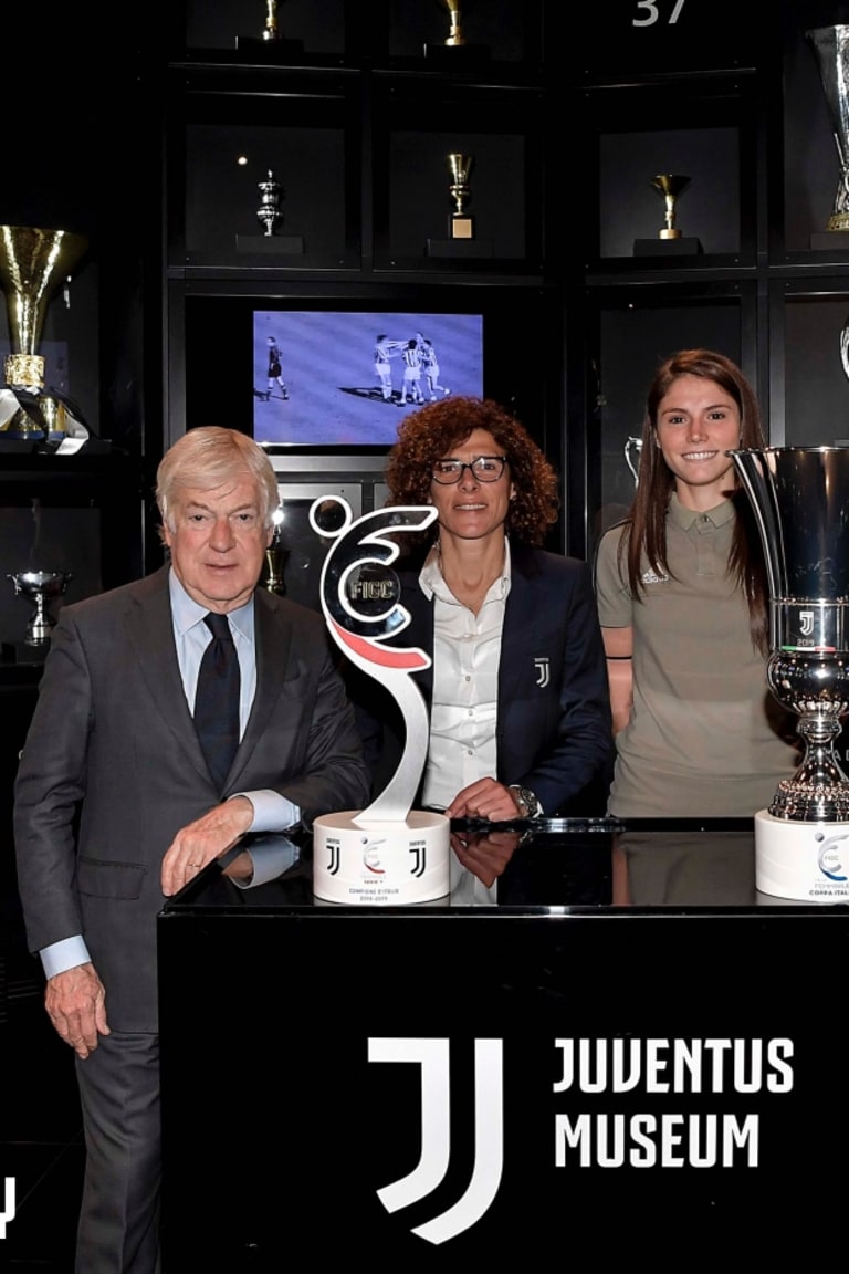 I trofei delle Women sono allo Juventus Museum!