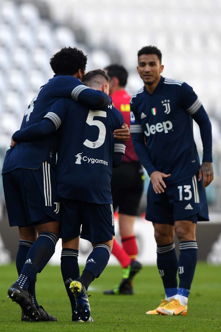 Juve secure convincing 2-0 win over Bologna