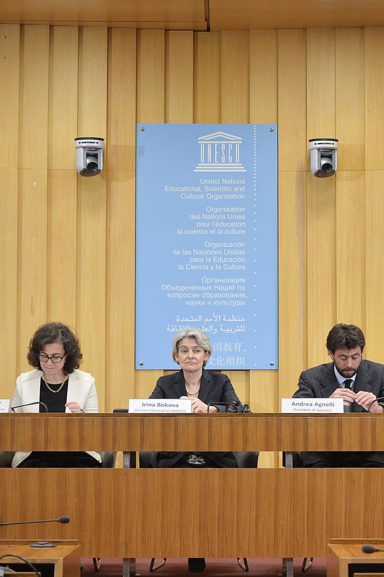 “Colour? What Colour?” presentato insieme a UNESCO a Parigi