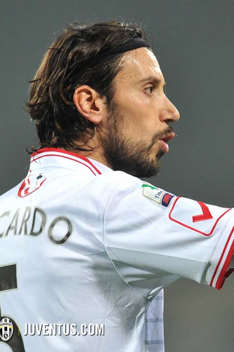 Carpi name 20-man squad for Juve visit