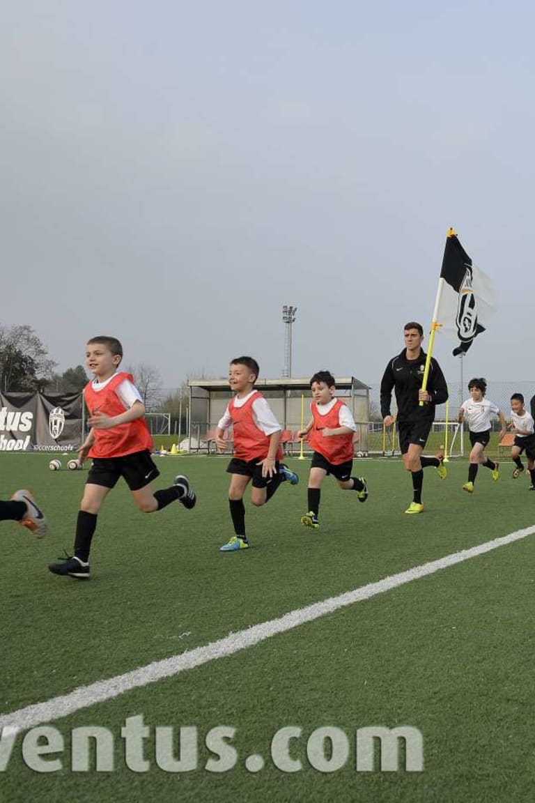 Contro il razzismo, il sorriso dei bambini