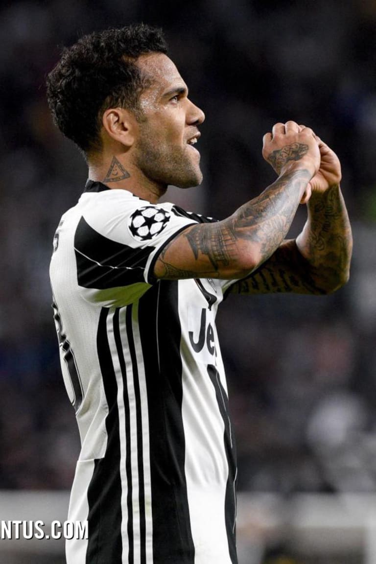 Dani Alves: «La Finale è una grande opportunità»