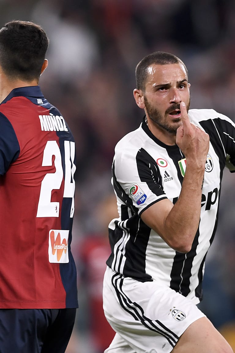 Black & White Stories: Bonucci vs il Genoa