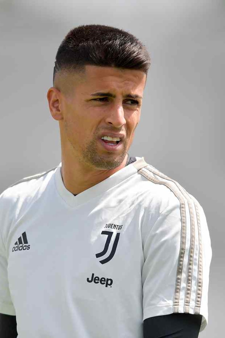 Cancelo, intervento riuscito