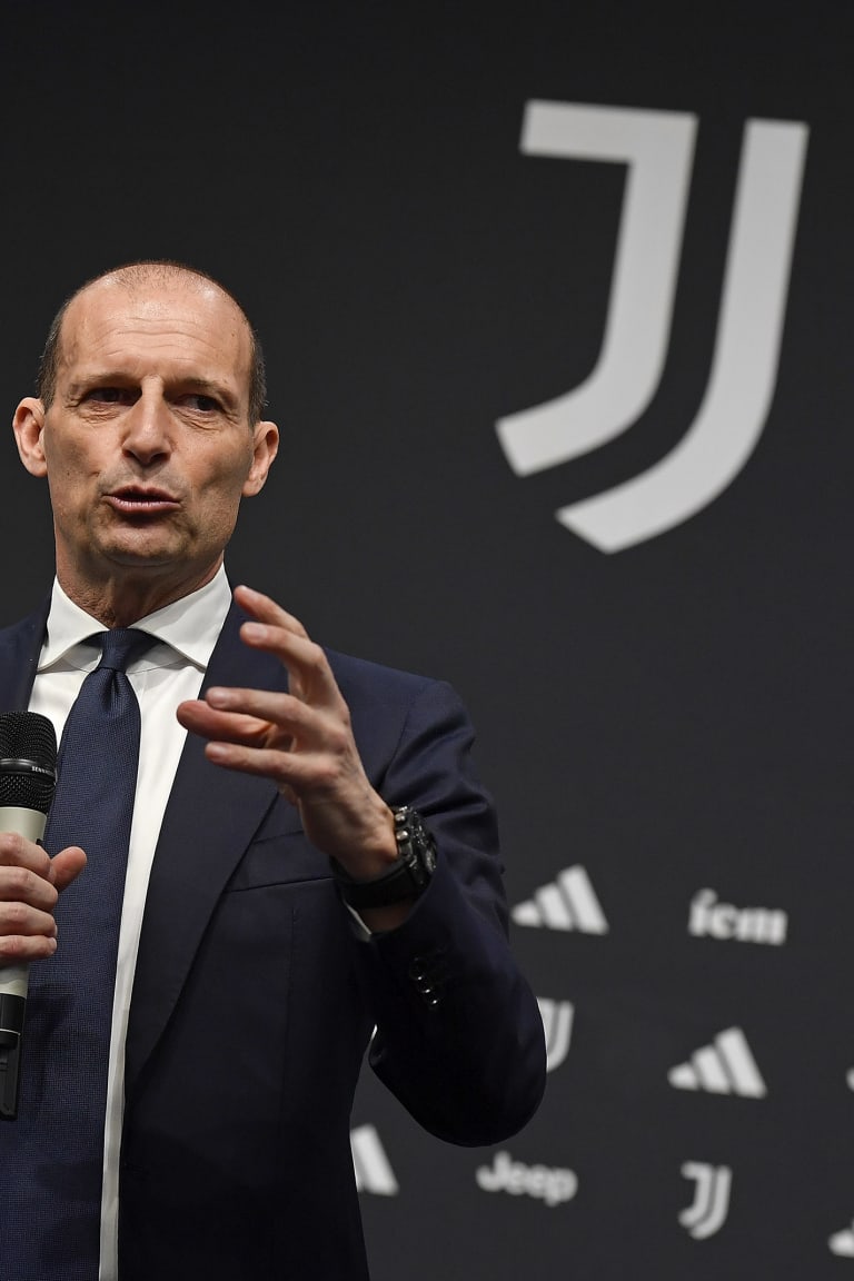 Juventus Studium: at Vinovo with Max Allegri