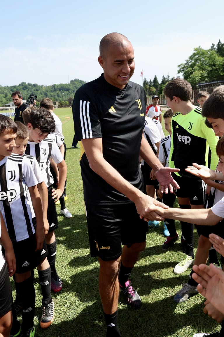 David Trezeguet ha inaugurato la Juventus Academy in Georgia!