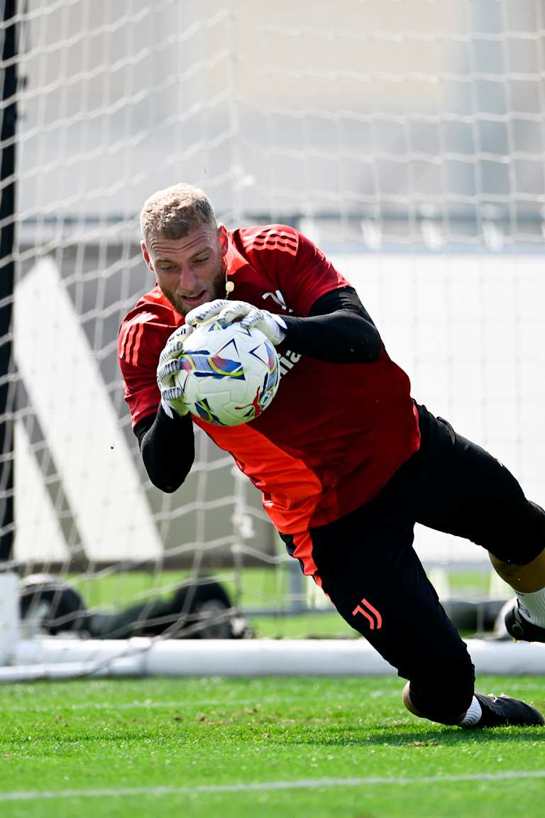 Training Centre | Two days to Monza-Juve