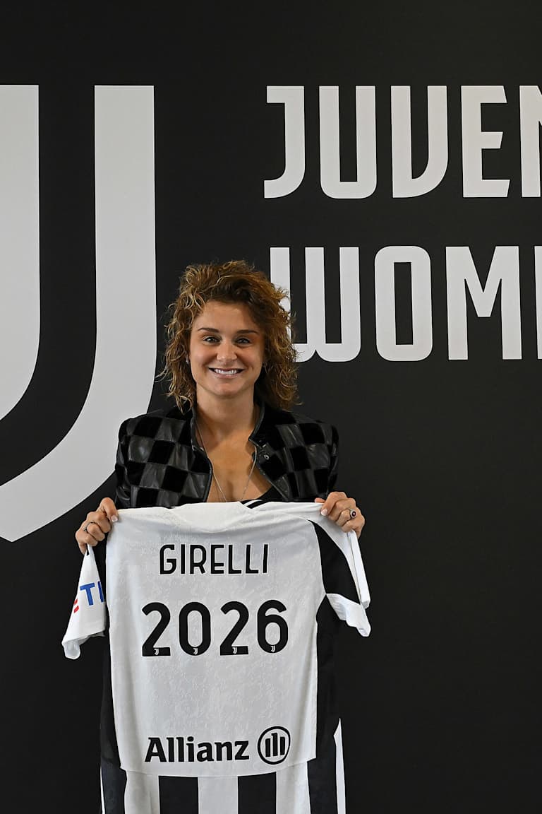 Women | Cristiana Girelli renews until 2026