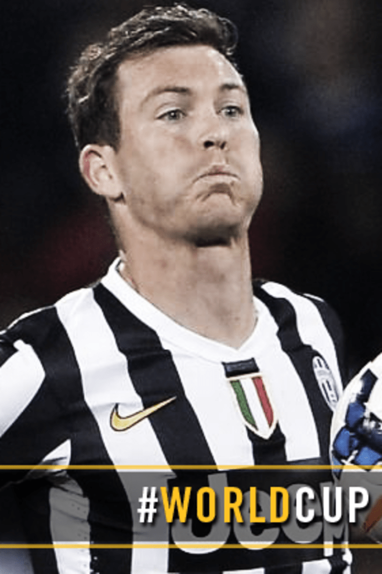 Lichtsteiner, puntuali i tre punti all’esordio Mondiale