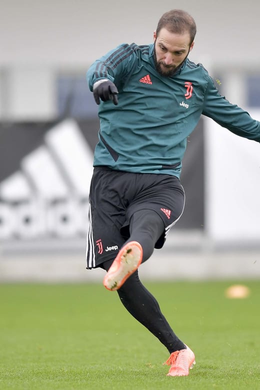 Training Higuain Cam Juventus Tv